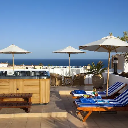 Seaside Sandy Otel